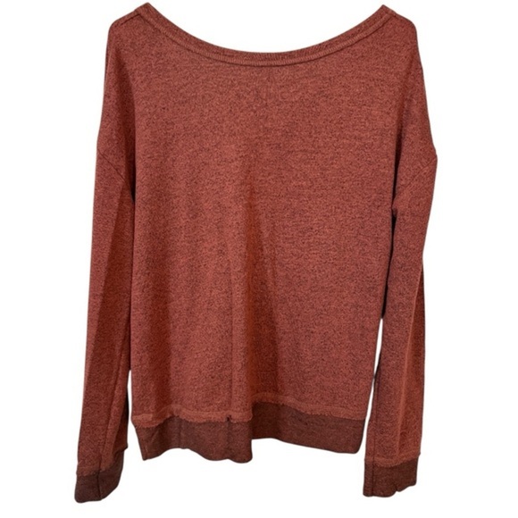 🌹BILLABONG LONG SLEEVE OPEN BACK TOP - Picture 1 of 5